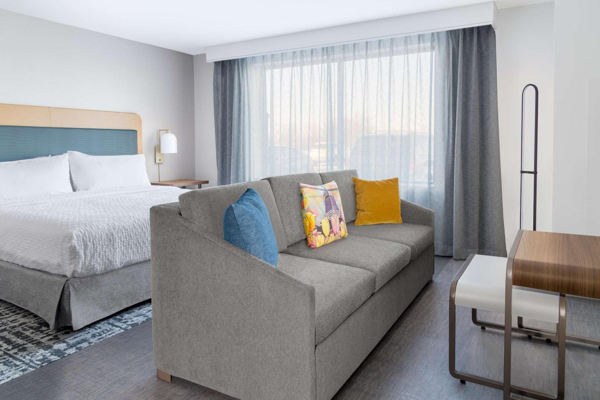 Homewood Suites By Hilton Holland Ngoại thất bức ảnh