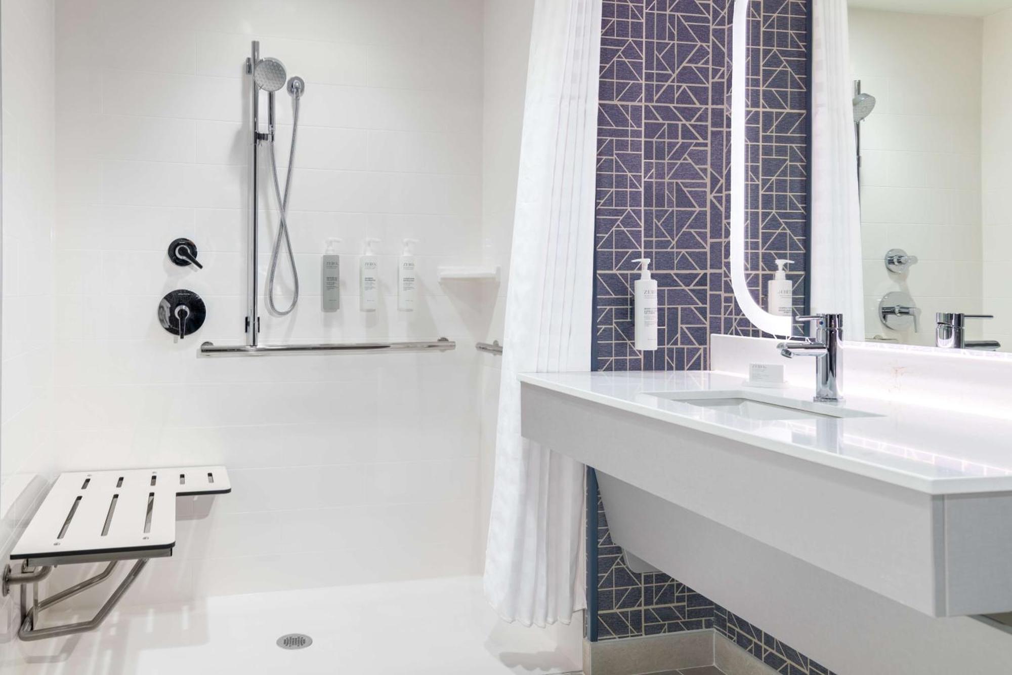 Homewood Suites By Hilton Holland Ngoại thất bức ảnh